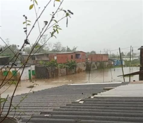 Bairros De Cubat O Est O Em Estado De Observa O Devido S Fortes