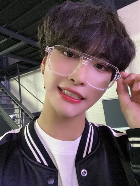 Ateez에이티즈 On Twitter 성화 연구원 성화🤍 Ateez 에이티즈 Park Seong Hwa