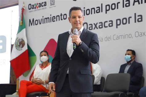 Confirma gobernador de Oaxaca que este año habrá una súper Guelaguetza