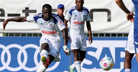 Football Habib Diarra Et Robin Risser Appelés Chez Les Bleuets