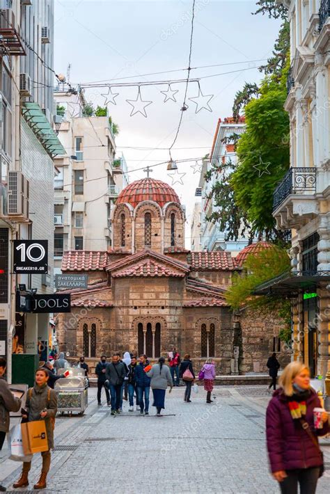 Atenas Grecia Nov La Iglesia De Panagia Kapnikarea Es Una