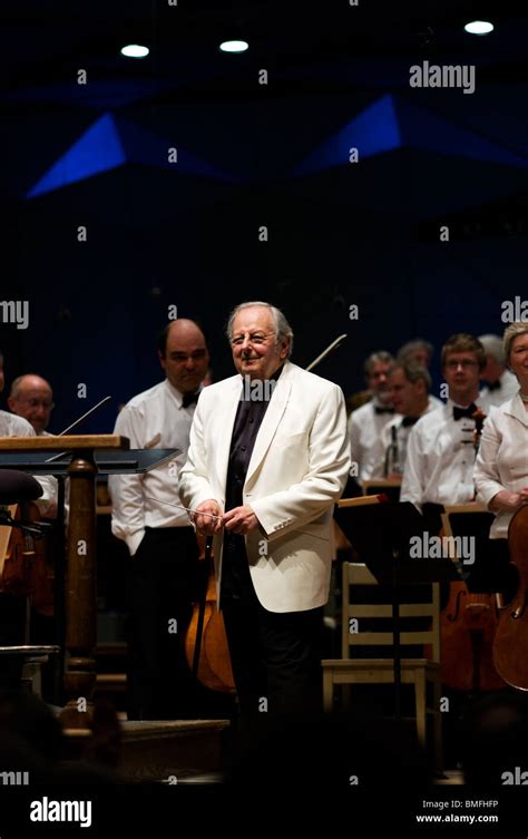 ANDRE PREVIN KBE (1929- ), BOSTON SYMPHONY ORCHESTRA, TANGLEWOOD MUSIC FESTIVAL, MASSACHUSETTS ...