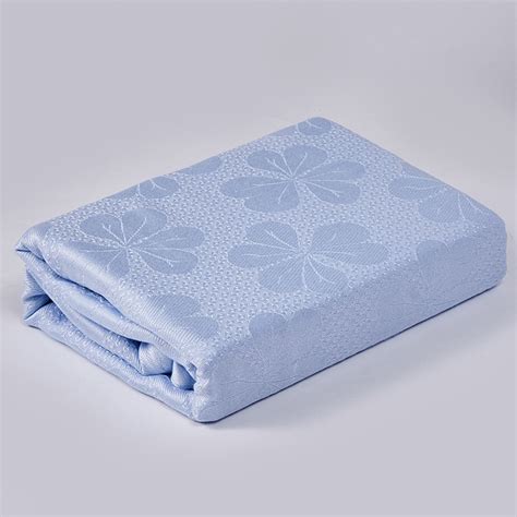 Uhuya Ice Blanket For Hot Sleepers And Night Sweaters Lightweight Ice Blanket For All Seasons