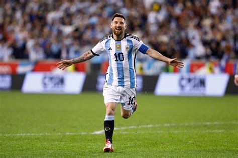 Messi sees parallels among Argentina current squad and united 2014 team ...