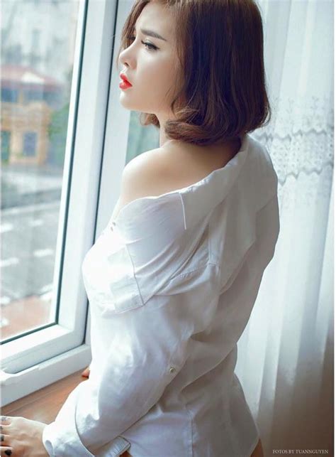 Nhan S C Hot Girl Qu N C M Tr Ng H N Ng C Trinh Khi N D N M Ng Chao O