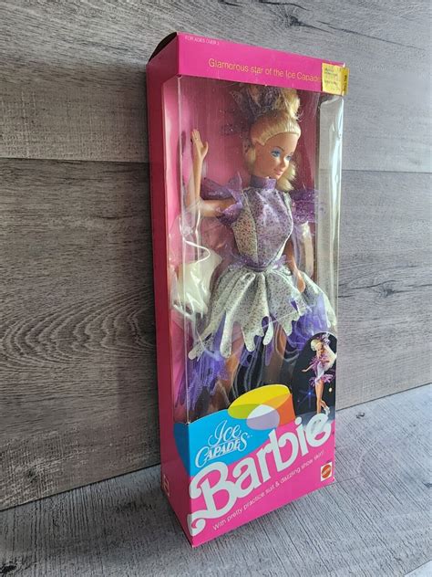 Vintage Barbie 1990 Ice Capades Barbie Mattel 9847 Ice Skating Doll