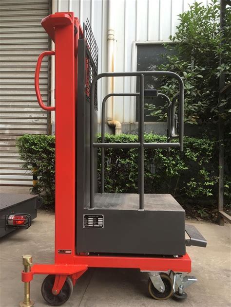 China Cheap Manual Moving Semi Electric Order Picker Manufacturers