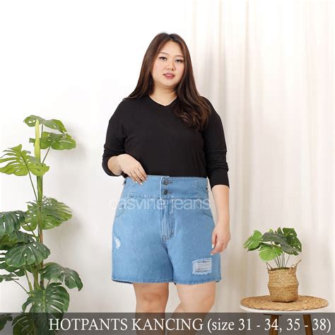 Jual Celana Pendek Wanita Hotpants Button Non Stretch Sobek Ripped