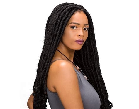 Everything You Need To Know About Faux Locs