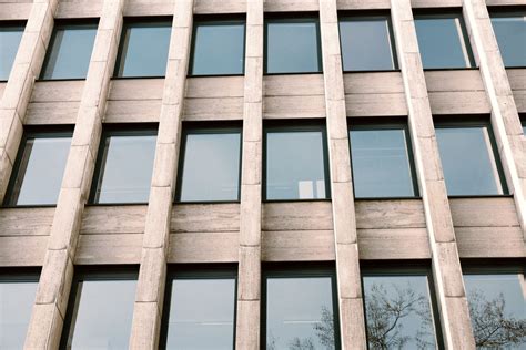 Office building windows | Free Stock Image - Barnimages