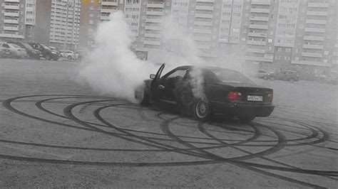 ДРИФТ ЗАКОНЧИЛСЯ...ВЗРЫВОМ!!! - BMW E36 (МАТРЕШКККА) - YouTube