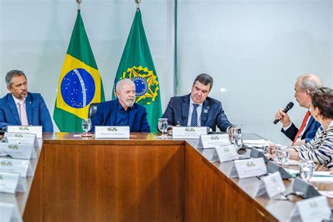 Lula Anuncia R Bilh Es Do Bndes Para Obras Do Novo Pac No Cear E