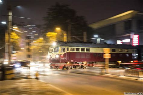 非人狂想屋 你的火车发源地 客车驶过百年京张铁路四道口