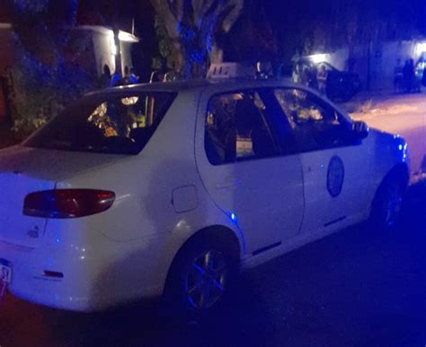 Asesinaron A Balazos A Dos Personas Dentro De Un Taxi En Barrio Tablada