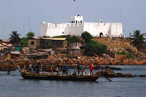 Fort Metal Cross Ghanas A Call On The White Grandeur Fortress