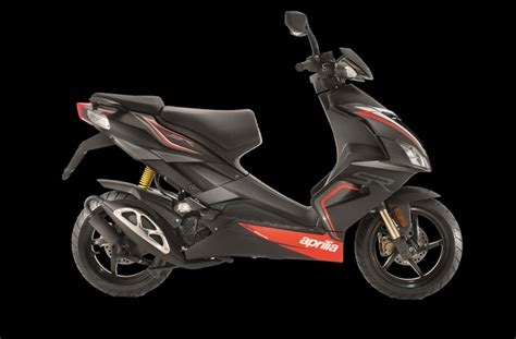 Motorrad Vergleich Aprilia Sr 50 R 2017 Vs Aprilia Sr 50 Motard 2021