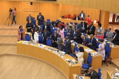 Debate Parlamentar Sistema de Saúde em Cabo Verde PAICV