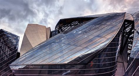 The Fondation Louis Vuitton Designed By Frank Gehry Iucn Water