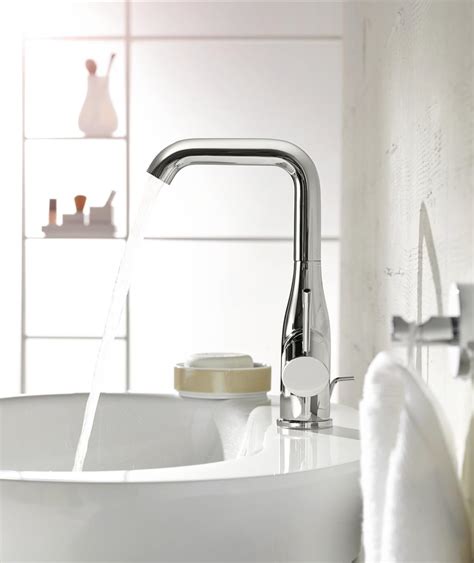 Essence مجموعه بانيو بمقبض فردي بأربع فتحات GROHE