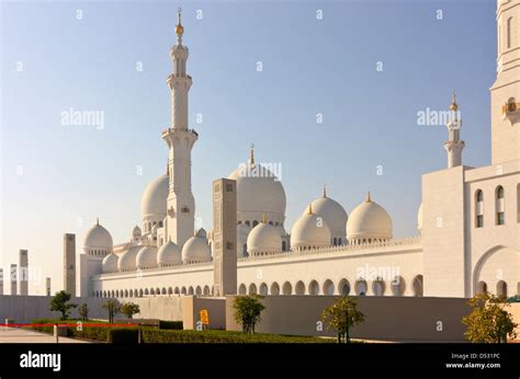 Minaret Domes And Arches In Sheikh Zayed Bin Sultan Al Nahyan Grand