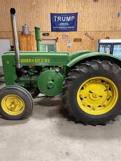 John Deere Model D Green Magazine