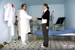 Hardcore Senior Doctor Inspecting A Hairy Teenie Her Ti XXX Dessert