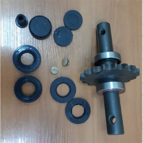 Комплект вал редуктора, сальники, подшипники