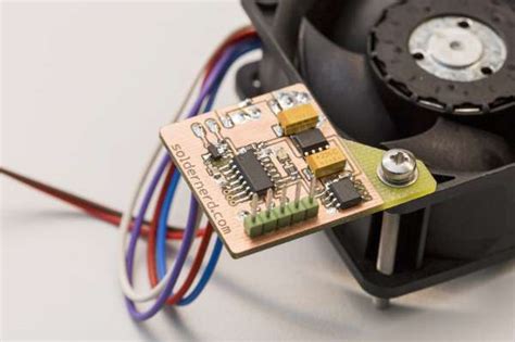 Temperature controlled fan - Electronics-Lab.com