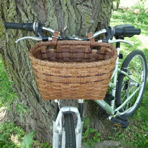 Hiving Out: bicycle baskets