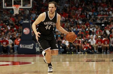 Video Bojan Bogdanovic Scores Career High Points