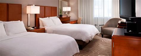 Detroit Airport Hotels | Detroit Metro Airport Marriott