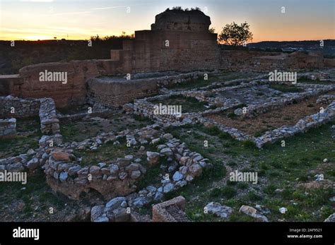 Castle of Paderne. Algarve, Portugal Stock Photo - Alamy