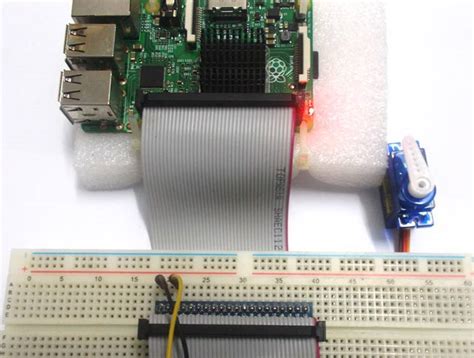 Raspberry Pi Servo Motor Tutorial – Raspberry