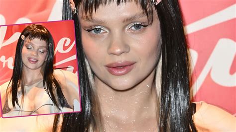 Margaret w bikini wparowała na czerwony dywan Talia osy i wszystko na wierzchu Świat Gwiazd