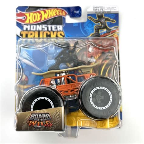Машинка Hot Wheels Монстр трак FYJ44 2023 BOARD TO BE WILD купить с доставкой по выгодным