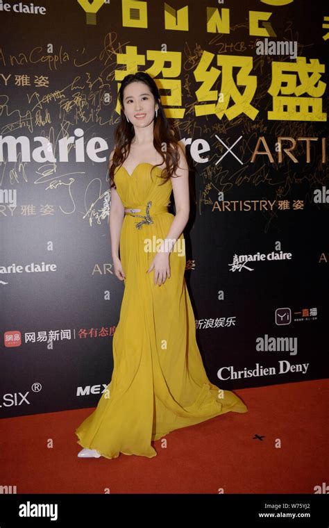 Chinese Actress Liu Yifei Arrives On The Red Carpet For The Marie