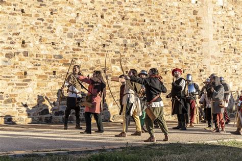 El Castillo De Ponferrada Vuelve Al S XV Y Revive La Revuelta De Los