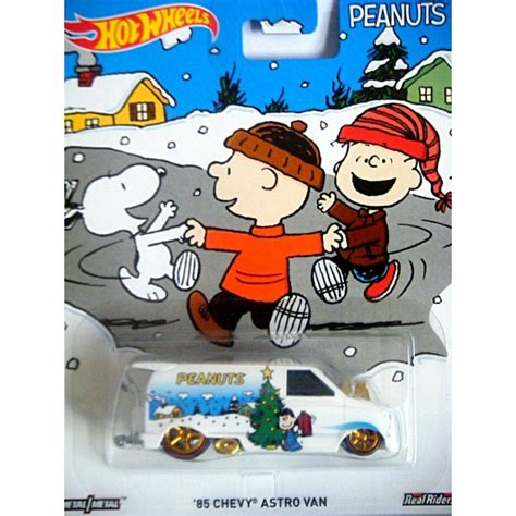 Hot Wheels Nostalgia Pop Culture Series Peanuts Lucy Chevy Astro Van