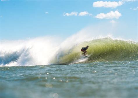 Nicaragua Surf Camps: Billowing Wave Surfing Central Nicaragua ...