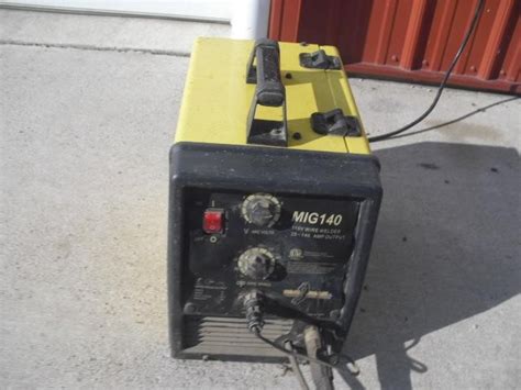 RealGear MIG 140 Wire Welder | Agriculture | BigIron