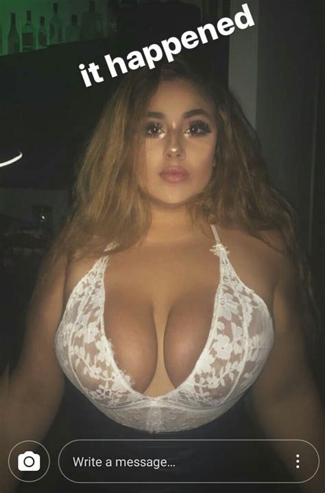 Latina White Flowery Top Porn Pic