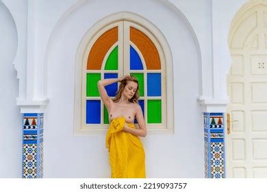 Gorgeous Model Poses Nude Inside Home Stock Photo 2219093757 Shutterstock