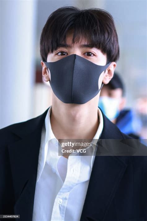 actor  model chen zheyuan     airport  april