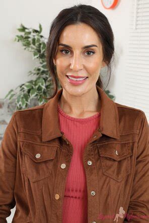 Mila Azul Her Wardrobe I M Blue Alex Lynn Ma Ib Porn Pic