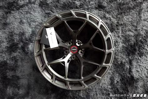 Monoblock Gutchon Forged Vossen Lc3 01t Brushed Dark Grey Wheels