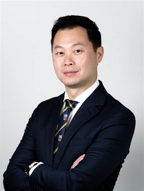 Dr George Liang Endocrine Surgeon Castle Hill New South Wales