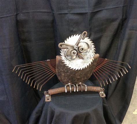 Owl Made From Saw Bladeshovel Etc Metal Art Projects Metal Art