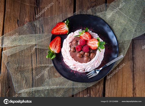 Light Pavlova With Fresh Fruits And Chocolate Stock Photo By Dar