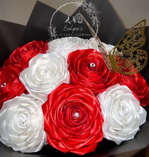 10 Red And White Eternal Rose Bouquet Eternal Roses Roses Etsy