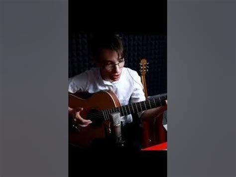 ГИТАРИСТ ПРИТВОРИЛСЯ НОВИЧКОМ пранк #akstar #guitar #акстар #гитара # ...